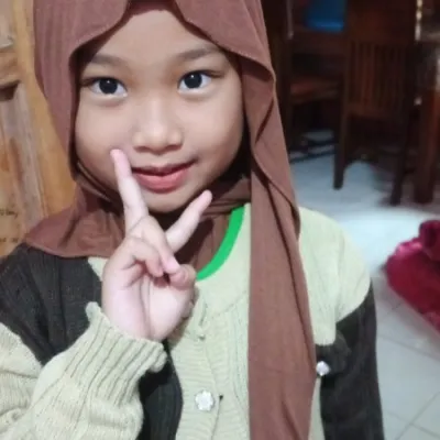 TANIA MYESHA SUBEKTI