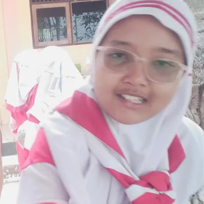 AZZALIA FAUZIAH FRIDAY KUSWOYO