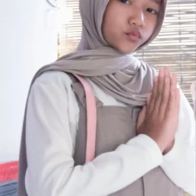 FAREA GENDIS AZHARI